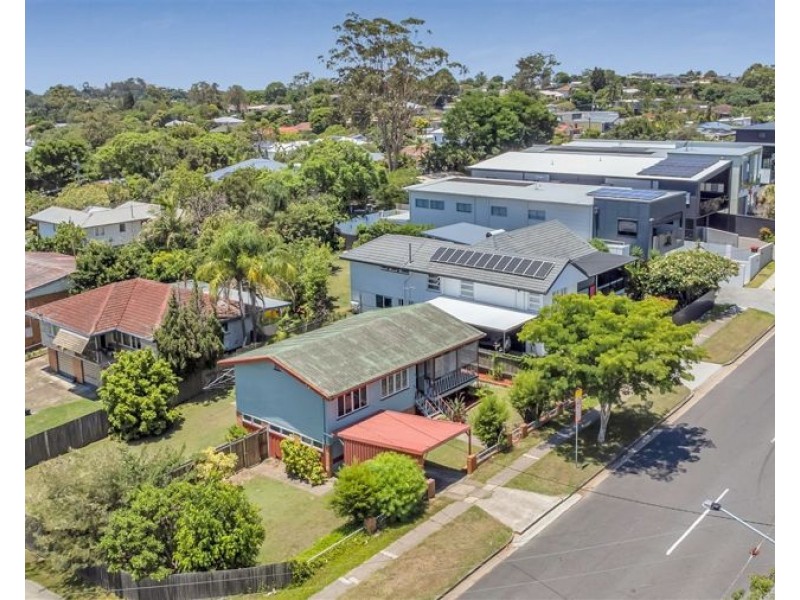 53 Redwood St, Stafford Heights QLD 4053