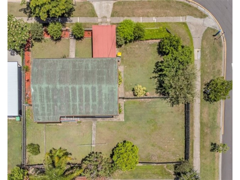 53 Redwood St, Stafford Heights QLD 4053