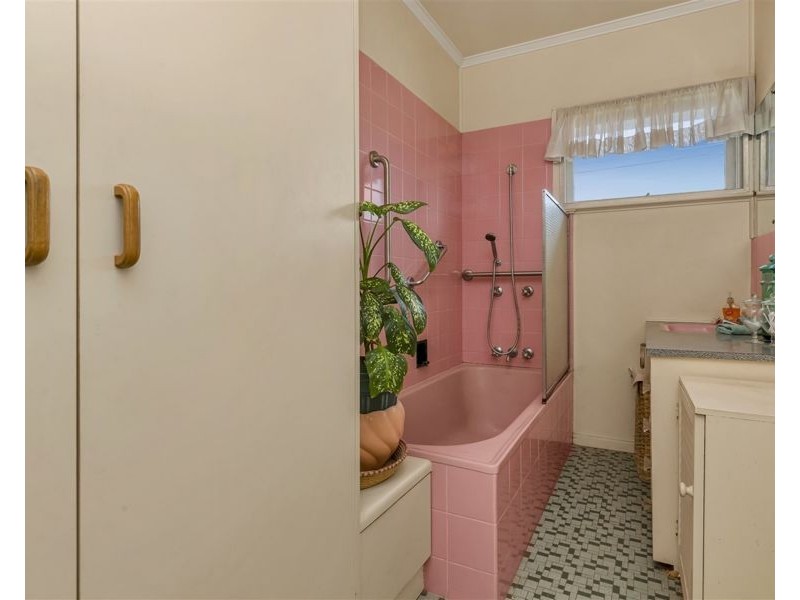 42 Coverdale St, Indooroopilly QLD 4068