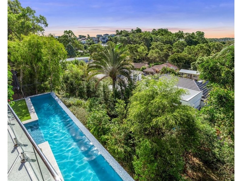 24 Greenway Street, Grange QLD 4051