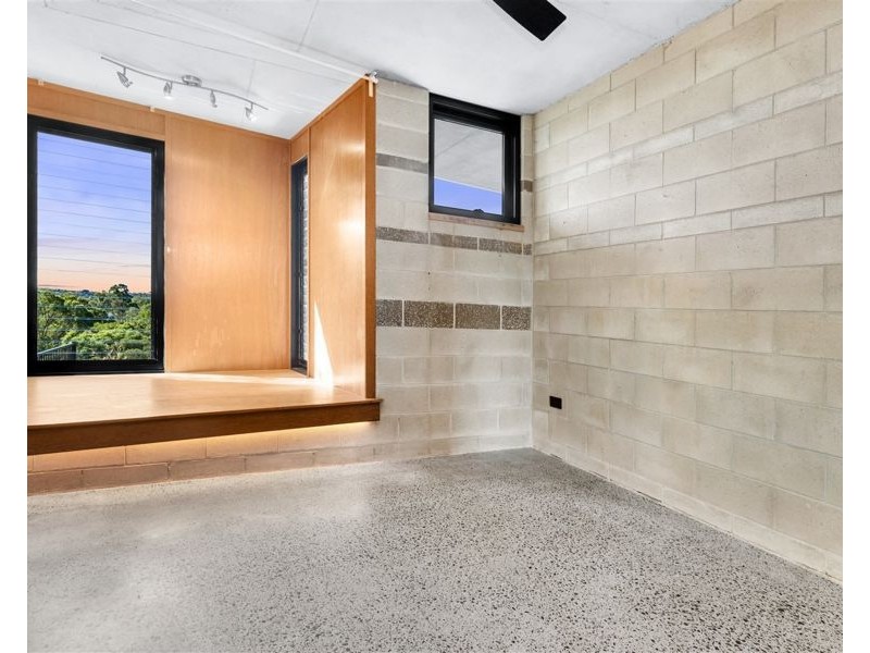 24 Greenway Street, Grange QLD 4051