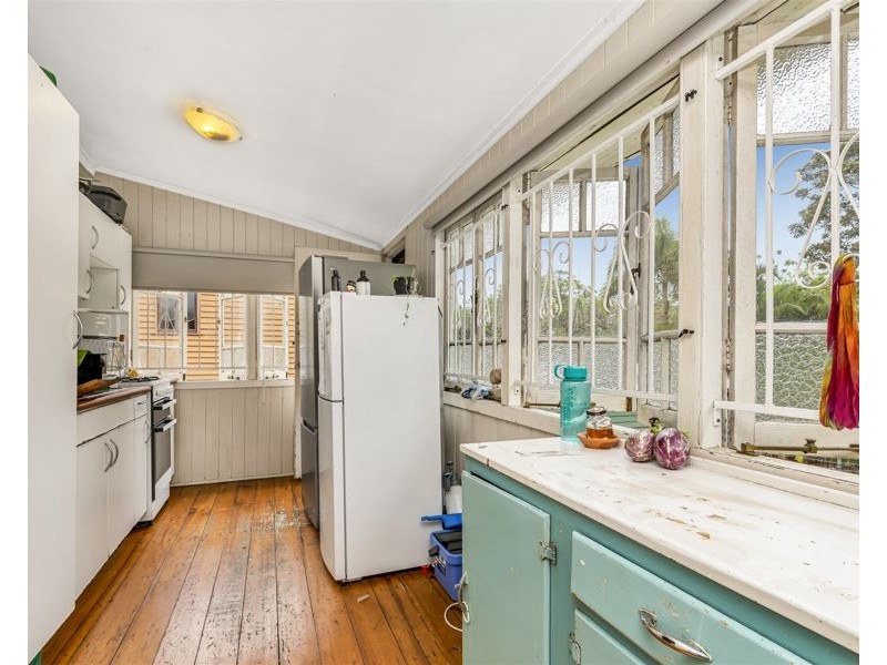 44 Bowen Street, Windsor QLD 4030