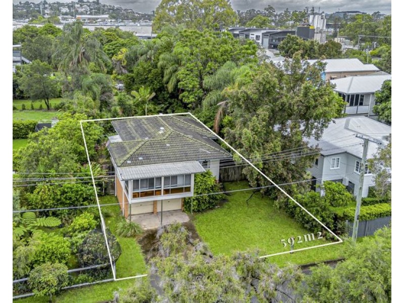 7 Maurice Street, Windsor QLD 4030