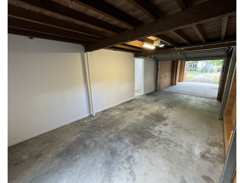 19 Turner Ave, Fairfield QLD 4103