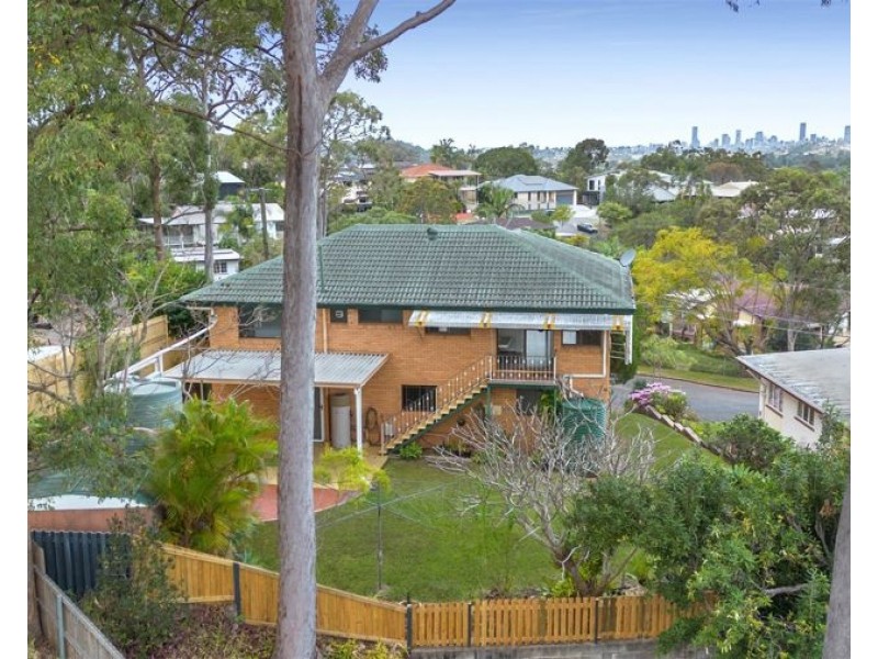 12 Griffin Street, Everton Park QLD 4053