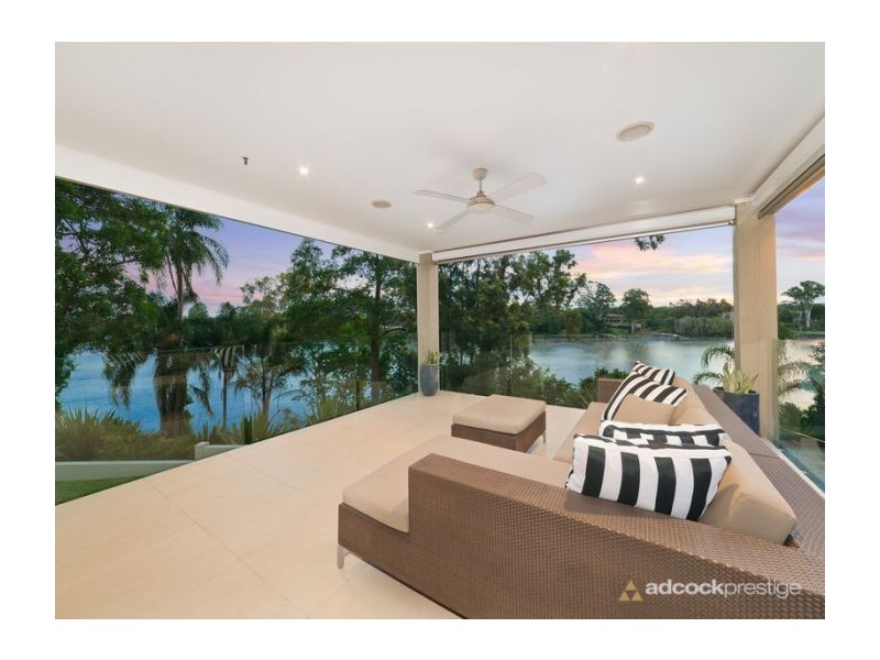 33 Glencairn Avenue, Indooroopilly QLD 4068