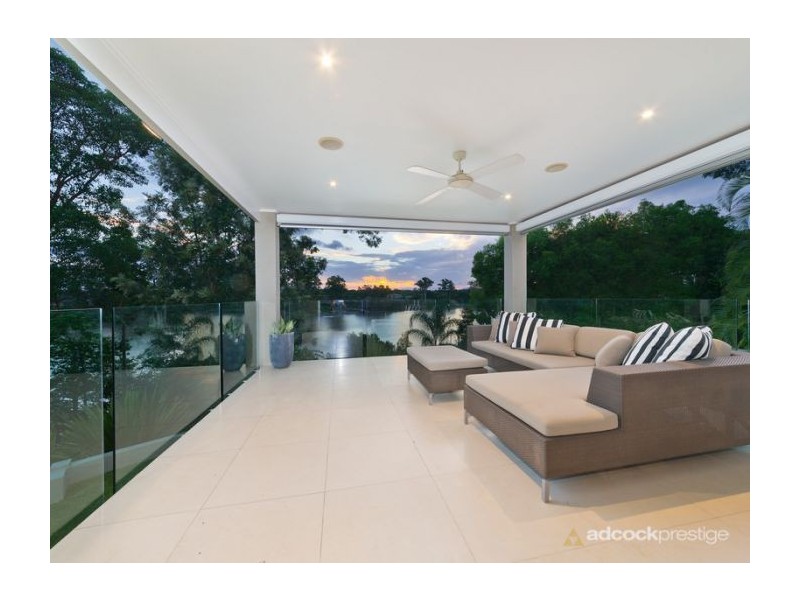 33 Glencairn Avenue, Indooroopilly QLD 4068