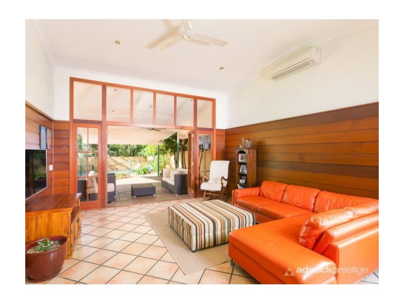 124 Harts Road, Indooroopilly QLD 4068