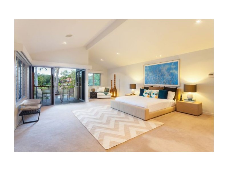 15 Ningana Street, Fig Tree Pocket QLD 4069