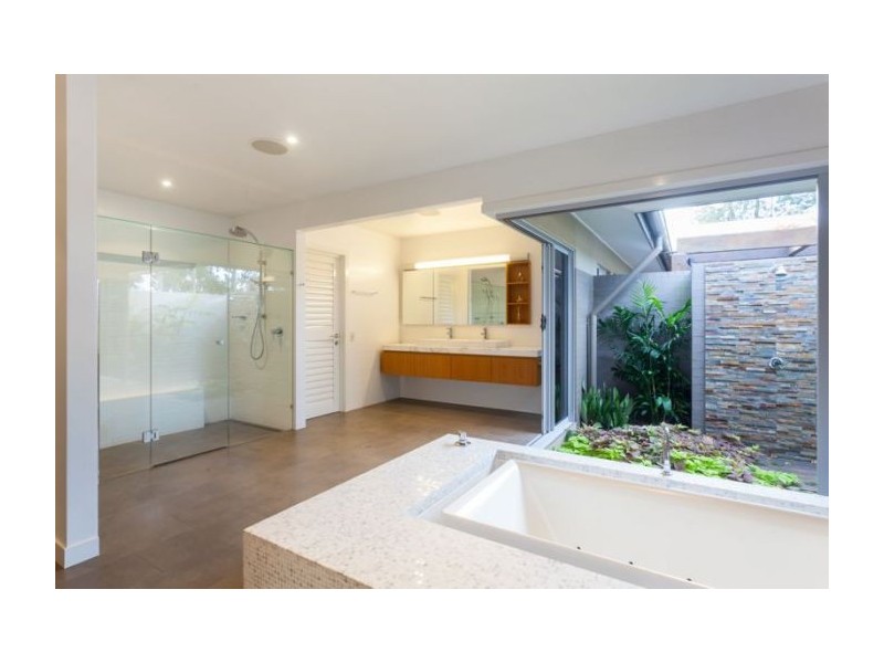 15 Ningana Street, Fig Tree Pocket QLD 4069