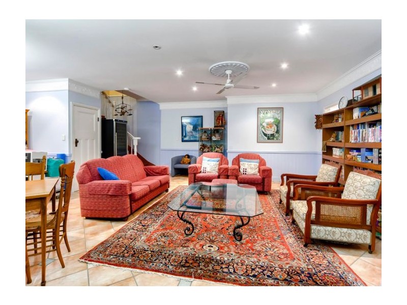 157 Laurel Avenue, Chelmer QLD 4068