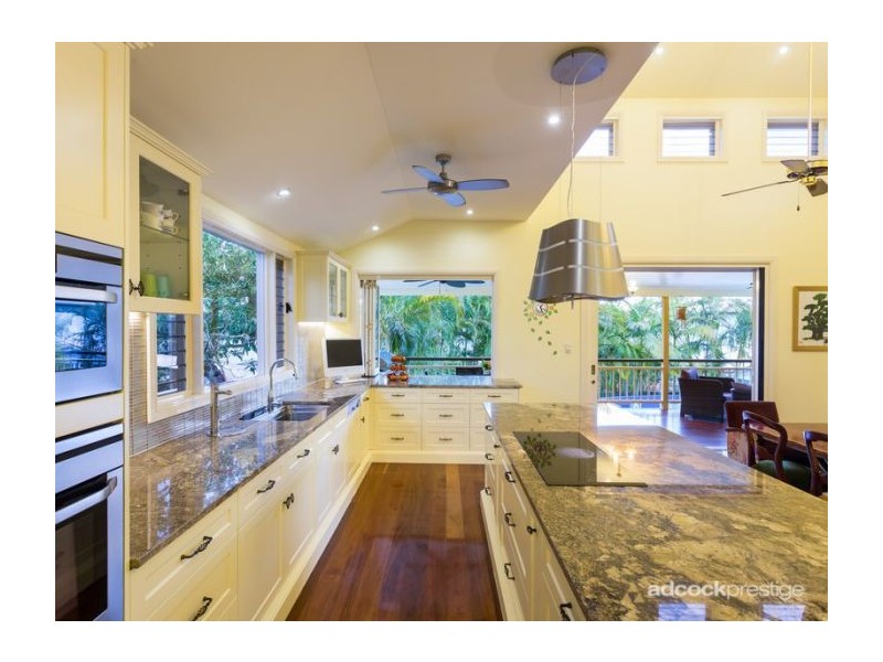 8 Laurel Avenue, Chelmer QLD 4068