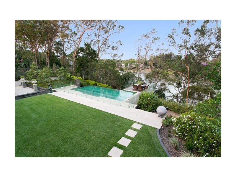 302 Jesmond Road, Fig Tree Pocket QLD 4069