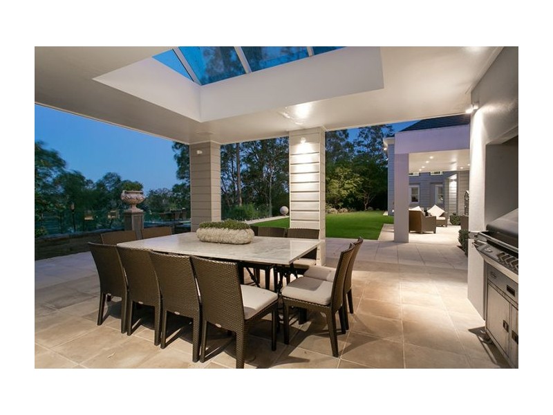 302 Jesmond Road, Fig Tree Pocket QLD 4069