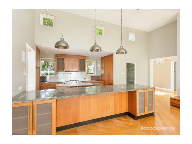 302 Jesmond Road, Fig Tree Pocket QLD 4069