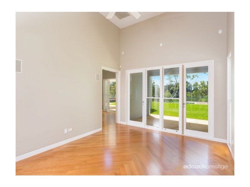 302 Jesmond Road, Fig Tree Pocket QLD 4069