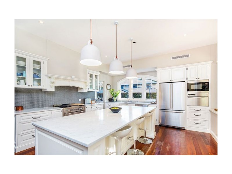 141 Laurel Avenue, Chelmer QLD 4068