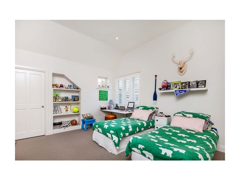 141 Laurel Avenue, Chelmer QLD 4068