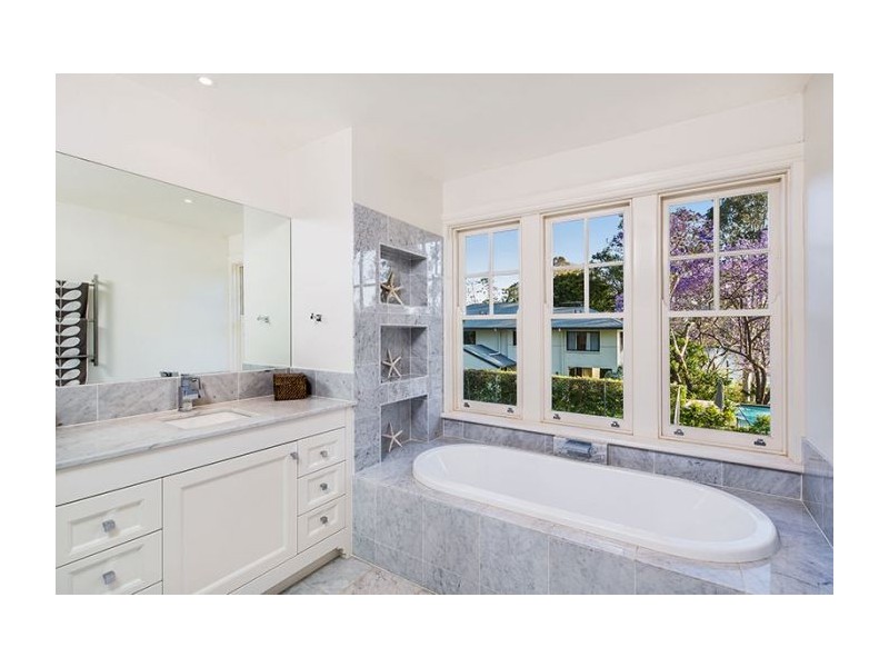 141 Laurel Avenue, Chelmer QLD 4068