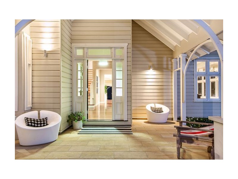 141 Laurel Avenue, Chelmer QLD 4068