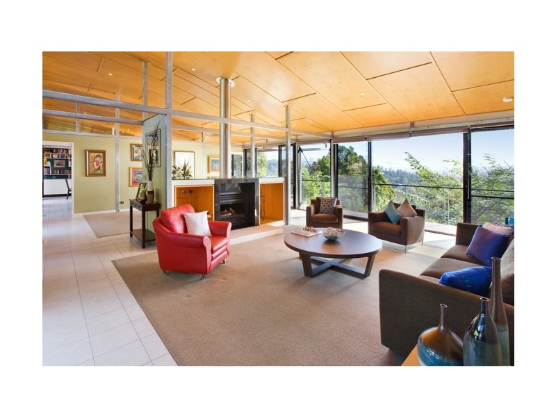 15 Royston Street, Brookfield QLD 4069