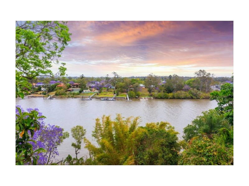 19 Neulans Road, Indooroopilly QLD 4068