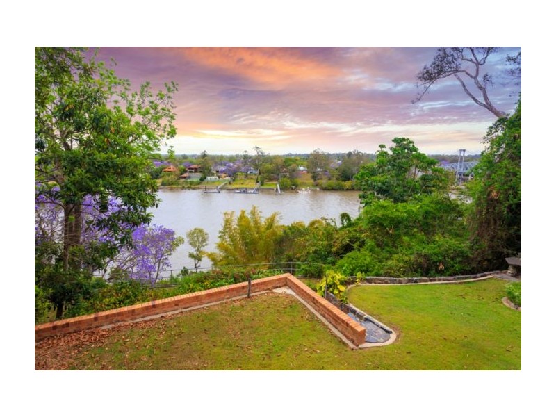 19 Neulans Road, Indooroopilly QLD 4068