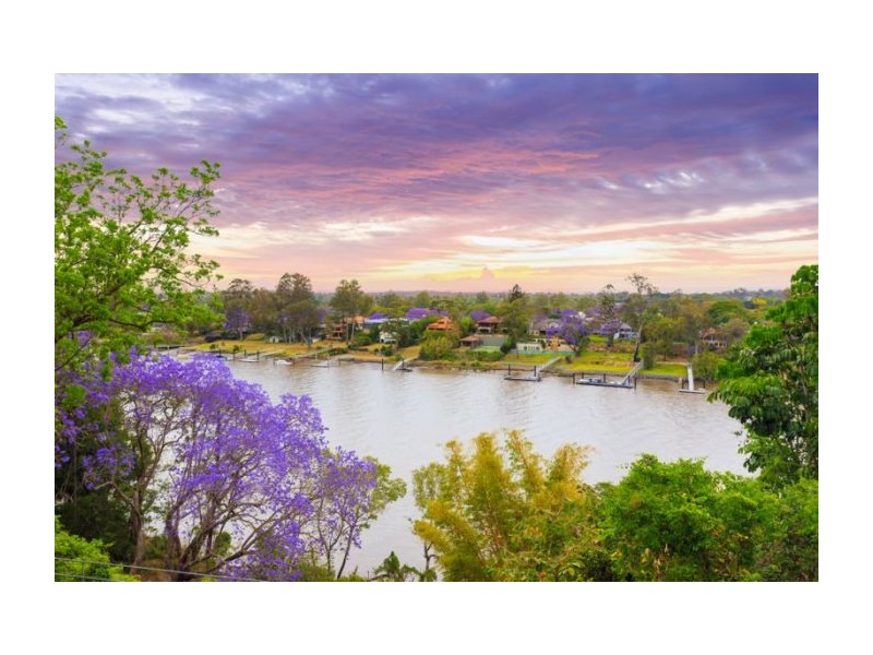 19 Neulans Road, Indooroopilly QLD 4068