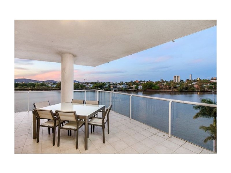 4/88 Macquarie Street, St Lucia QLD 4067