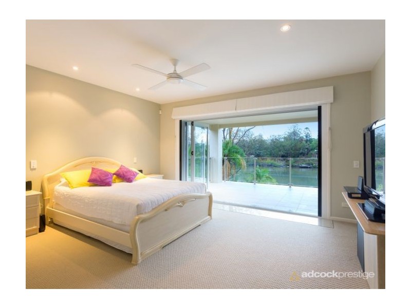 16 Douglas Street, Sherwood QLD 4075