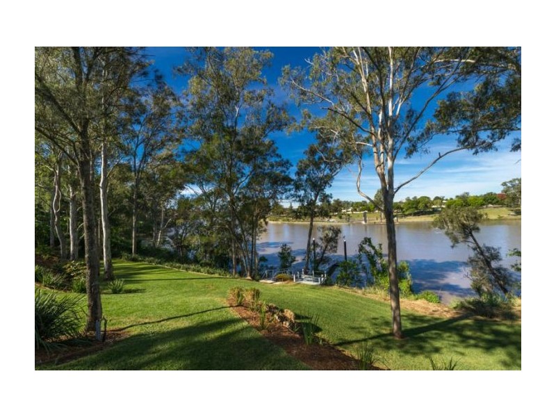 38a Scenic Road, Kenmore QLD 4069