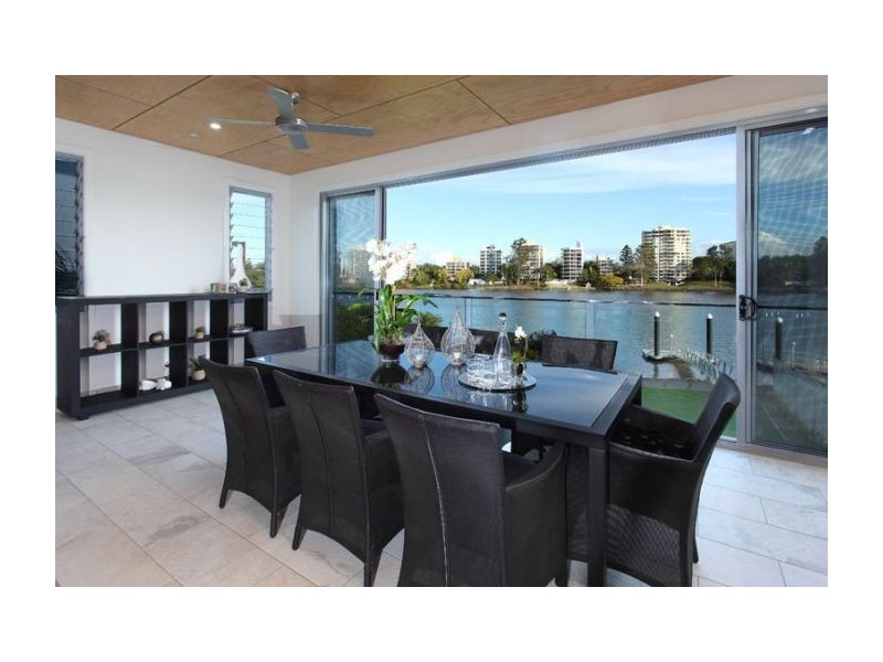 11 Avebury Street, West End QLD 4101