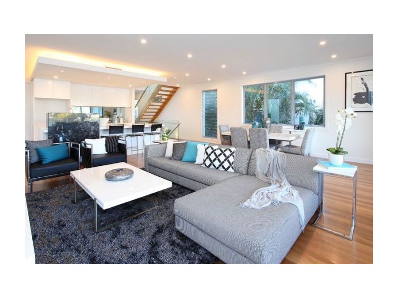 11 Avebury Street, West End QLD 4101