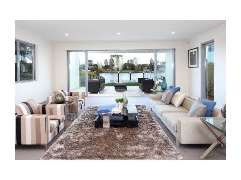 11 Avebury Street, West End QLD 4101