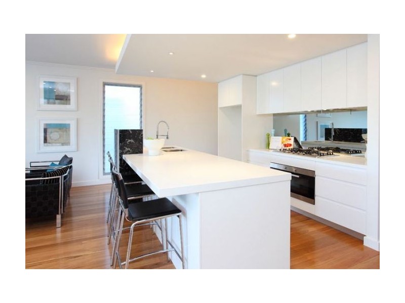 11 Avebury Street, West End QLD 4101