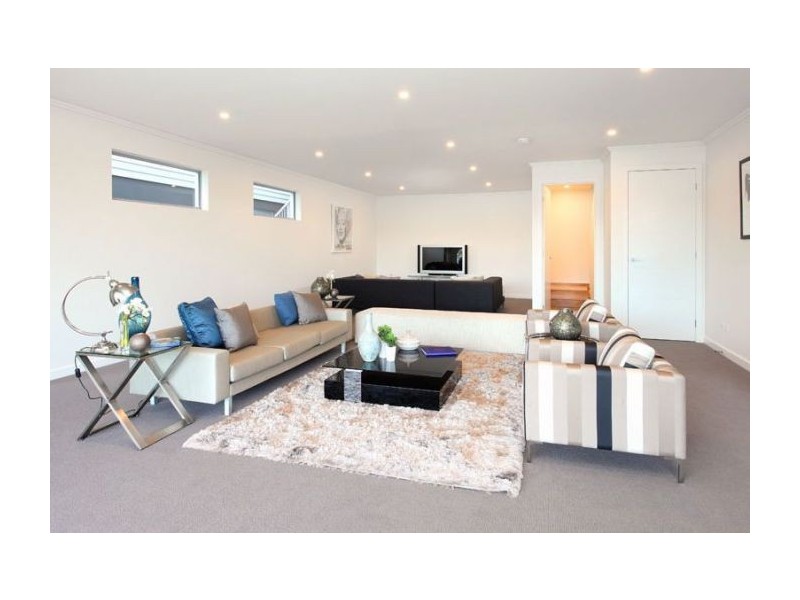 11 Avebury Street, West End QLD 4101