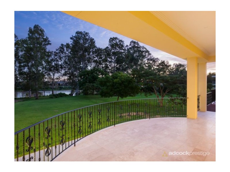 27 Robertson Place, Fig Tree Pocket QLD 4069