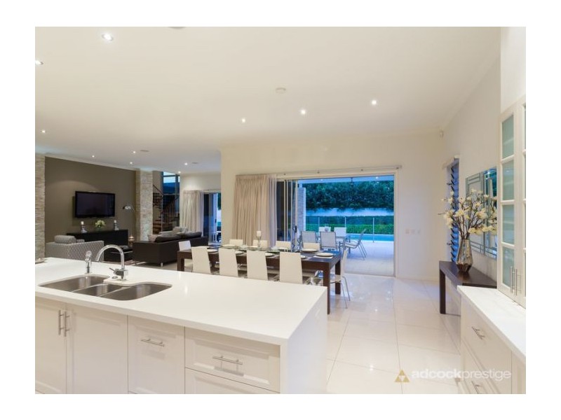 2/680 Jesmond Road, Fig Tree Pocket QLD 4069