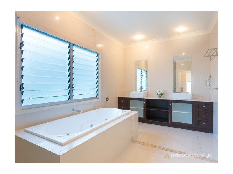2/680 Jesmond Road, Fig Tree Pocket QLD 4069