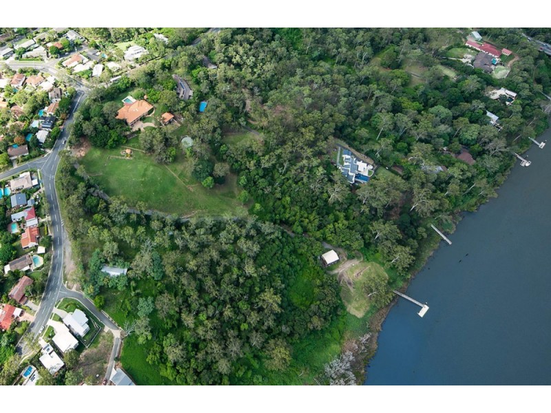 10 Sunset Road, Kenmore QLD 4069