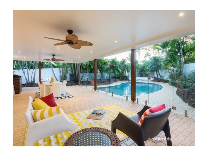 6 Chisholm Court, Mount Ommaney QLD 4074