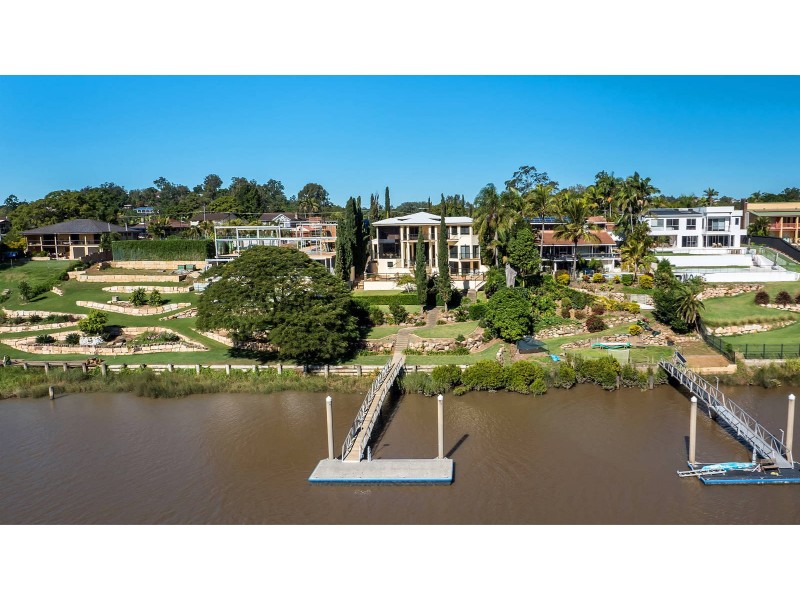 69 Mt Ommaney Drive, Jindalee QLD 4074