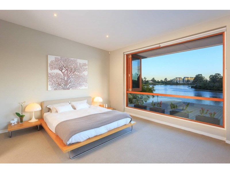 35 Astolat Street, Yeronga QLD 4104