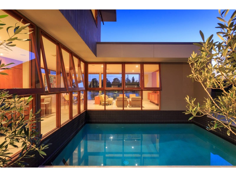 35 Astolat Street, Yeronga QLD 4104