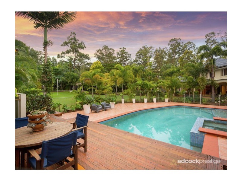 174 Chapel Hill Road, Chapel Hill QLD 4069