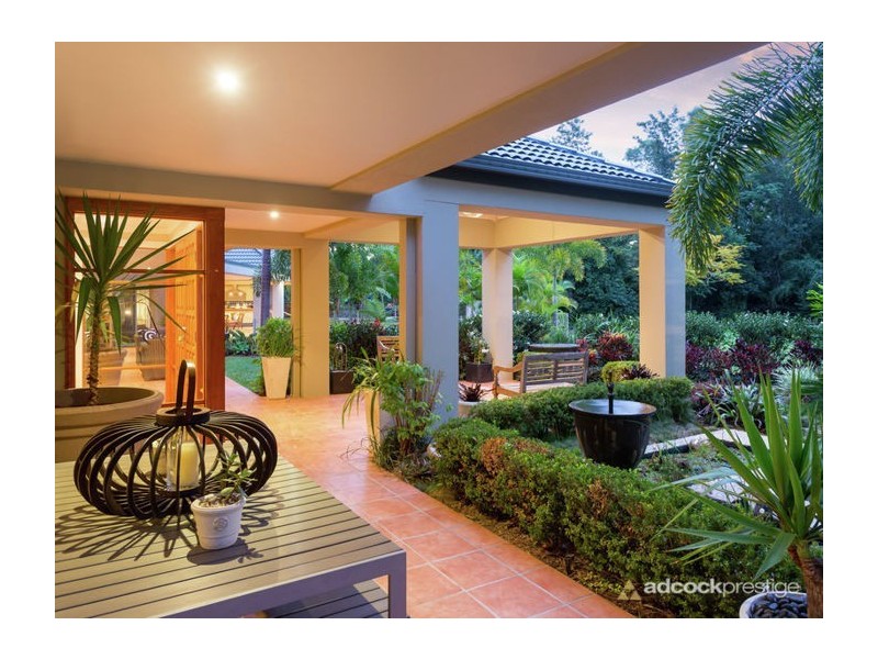 174 Chapel Hill Road, Chapel Hill QLD 4069