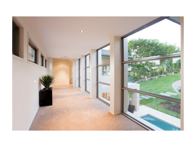 9 Castile Street, Indooroopilly QLD 4068