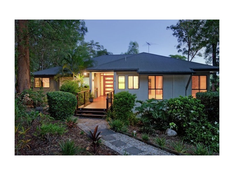 11 Robertson Place, Fig Tree Pocket QLD 4069