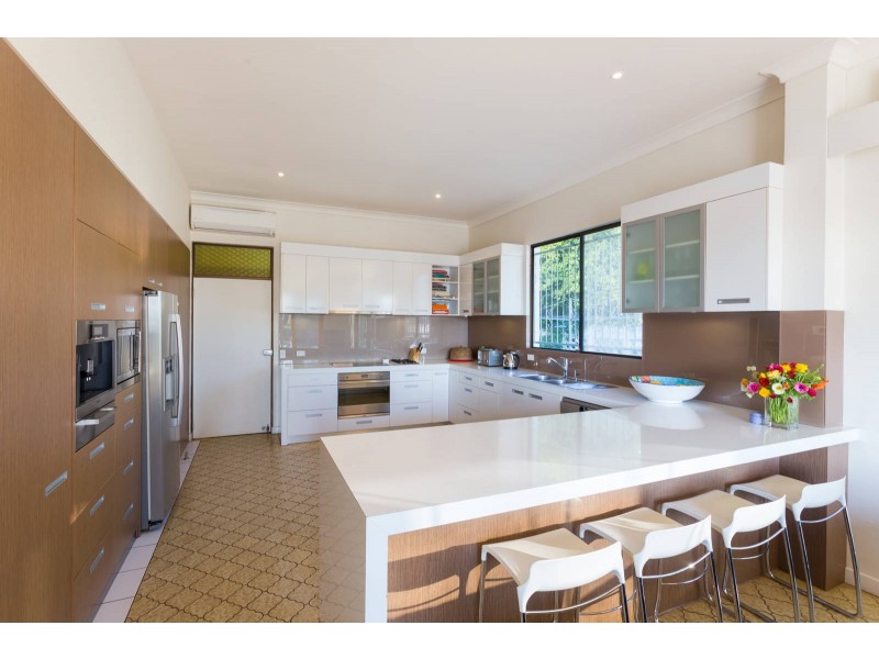 24 Astolat Street, Yeronga QLD 4104