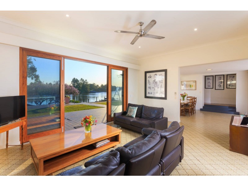 24 Astolat Street, Yeronga QLD 4104